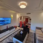 Deluxe Apartment In The Center Of City