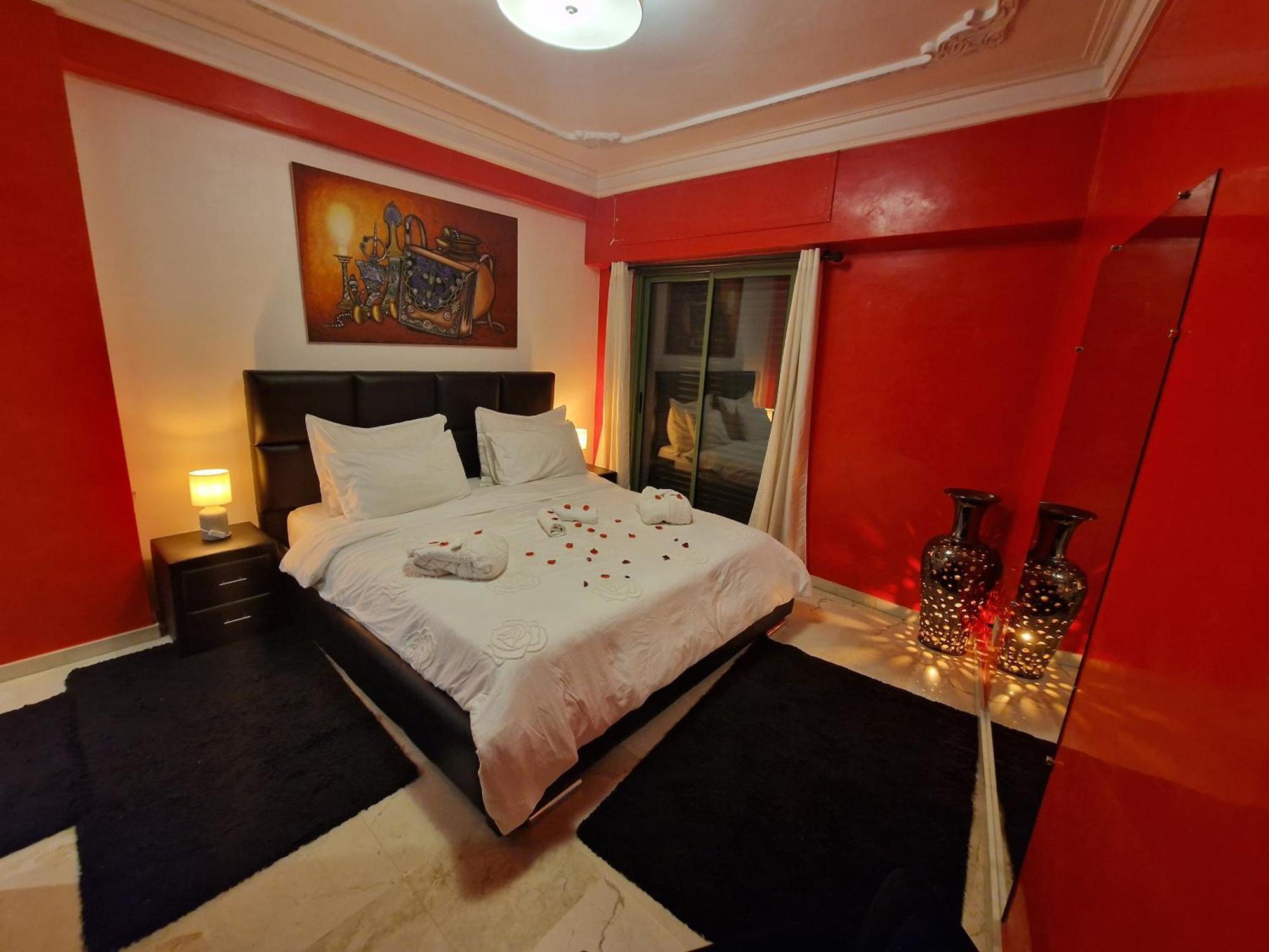Apartment Deluxe In The Center Of With Free Wifi *
