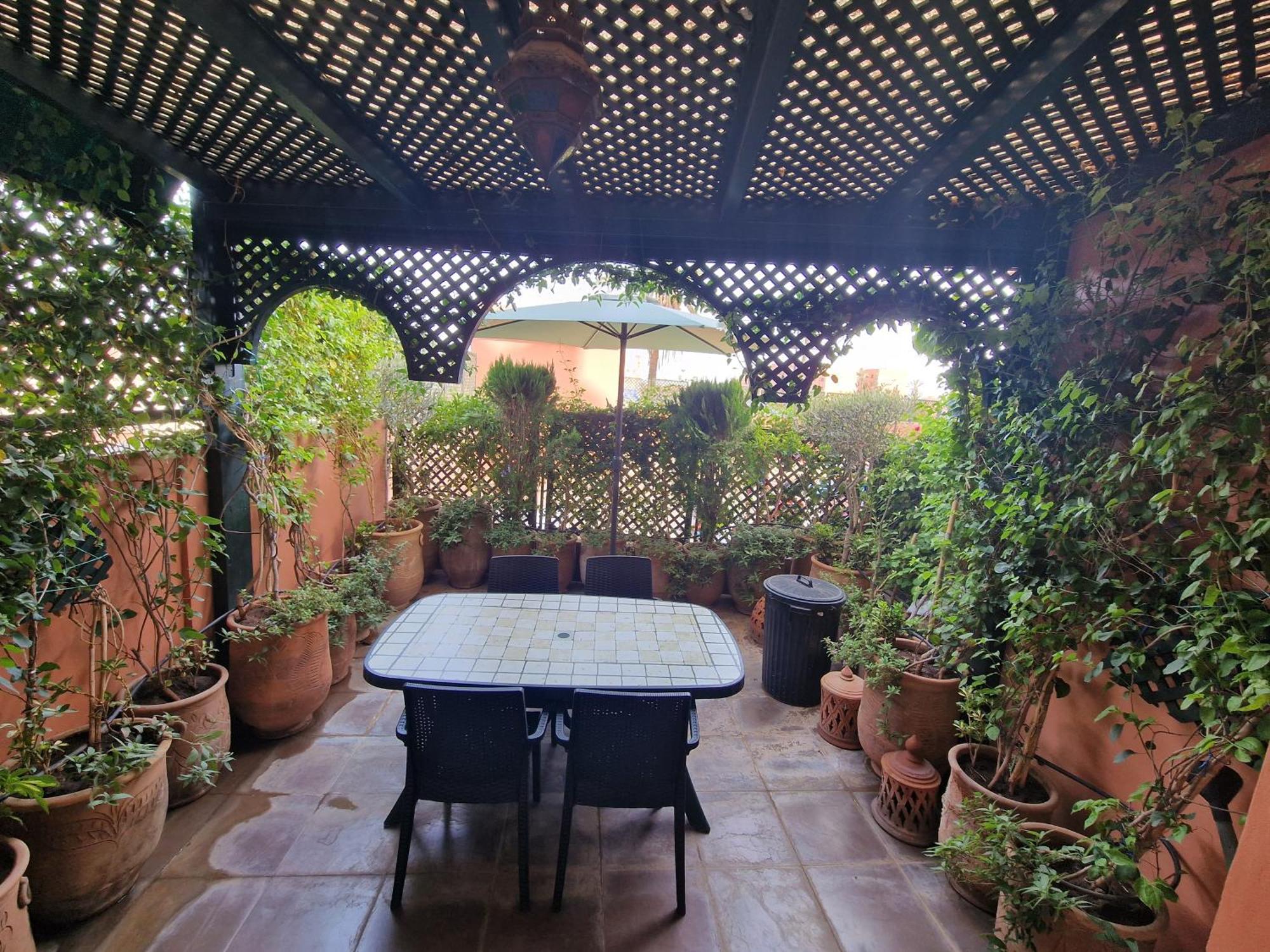 Apartment Deluxe In The Center Of With Free Wifi *
